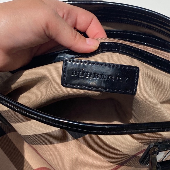 Burberry Nova Check Shopper Tote - Picture 8 of 14